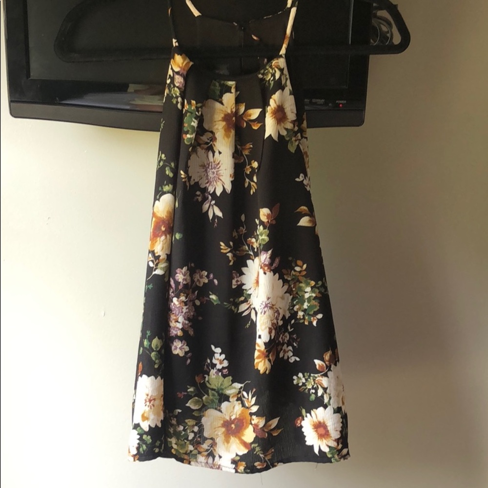 floral tank top